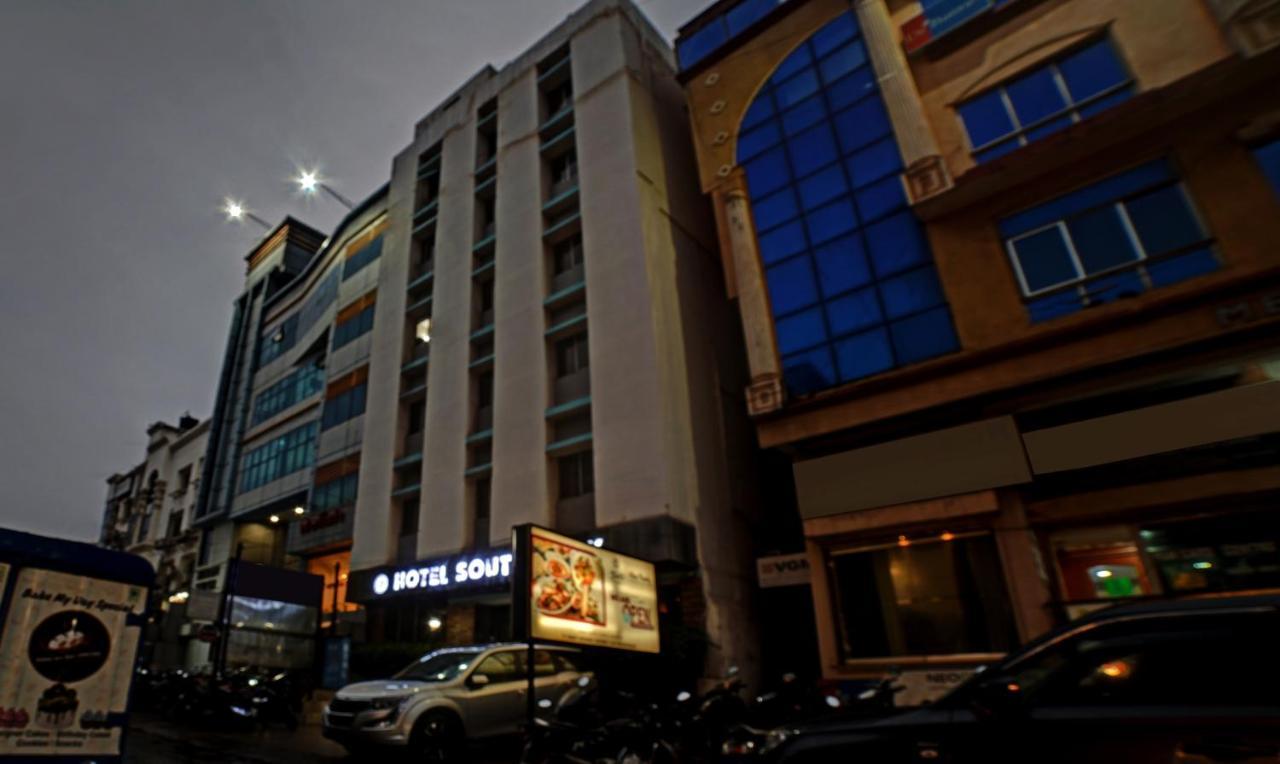 Hotel South Park Jamshedpur Eksteriør billede